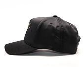 Kšiltovka Pink Dolphin Souvenir Satin Structured Black Snapback