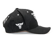 Kšiltovka Mitchell & Ness INTL441 Chicago Bulls Black/Grey/White Snapback