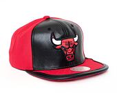 Kšiltovka Mitchell & Ness - Day One Snapback - Chicago Bulls - Black-Red