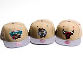 Kšiltovka Mitchell & Ness CLASSIC CANVAS SNAPBACK Chicago Bulls Tan