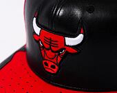 Kšiltovka Mitchell & Ness - Day One Snapback - Chicago Bulls - Black-Red