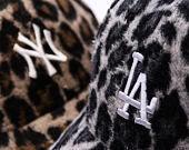 Dámská Kšiltovka New Era - MLB Cosy Animal - Snow Leopard Fleece 9FORTY - LA Dodgers - Grey / Black