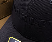 Kšiltovka Oakley - Bark Embossed Hat - Pitch Black/Flame Red