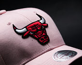 Kšiltovka Mitchell & Ness Low Pro Chicago Bulls Pink Strapback