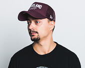 Kšiltovka New Era Chainstitch Trucker Cleveland Cavaliers 9FORTY Maroon/White Snapback