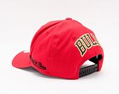 Kšiltovka Mitchell & Ness Chicago Bulls Black Bullion Snapback Red
