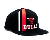 Kšiltovka Mitchell & Ness INTL847 Chicago Bulls Time Stripe Deadstock