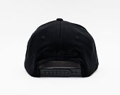 Kšiltovka Mitchell & Ness Milwaukee Bucks Redline Black Out Arch
