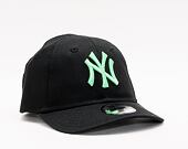 Dětská kšiltovka New Era 9FORTY Kids InfantEssential New York Yankees Strapback Black/Island Green
