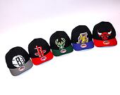 Kšiltovka Mitchell & Ness 8 Bit XL Classic Red Chicago Bulls Black
