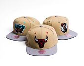 Kšiltovka Mitchell & Ness CLASSIC CANVAS SNAPBACK Chicago Bulls Tan