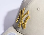 Dámská Kšiltovka New Era - MLB Metallic 9FORTY - NY Yankees - Stone / Gold