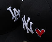 Kšiltovka New Era - MLB Team Heart 59FIFTY - NY Yankees - Black / Scarlet