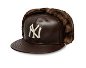 Kšiltovka New Era - MLB IMAGE DROP Leather Dog-Ear 59FIFTY - NY Yankees - Deep Auburn