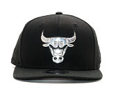 Kšiltovka New Era Metallic Chicago Bulls 9FIFTY Black Snapback