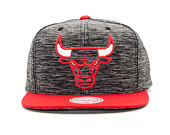 Kšiltovka Mitchell & Ness Prime Knit Chicago Bulls Black/Red Snapback