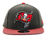 Kšiltovka New Era On Field NFL17 Tampa Bay Buccaneers 9FIFTY Official Team Color Snapback