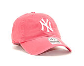Kšiltovka 47 Brand New York Yankees Clean Up Berry Strapback