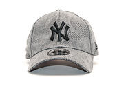 Kšiltovka New Era 9FORTY Engineered Plus New York Yankees Black / Black Strapback
