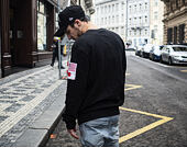 Mikina New Era Far East Crewneck Black