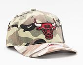 Kšiltovka Mitchell & Ness Chicago Bulls Woodland Desert Stretch Snapback Camo Woodland