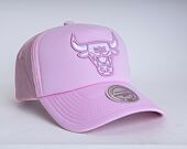 Kšiltovka Mitchell & Ness Chicago Bulls Pastel Trucker Snapback Pink