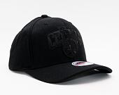 Kšiltovka Mitchell & Ness Boston Celtics Black Out Arch 110 Snapback Black