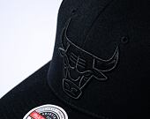 Kšiltovka Mitchell & Ness Blk/Blk Logo Classic Red Chicago Bulls Black