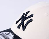 Kšiltovka New Era 9FORTY MLB New York Yankees Light Cream / Navy