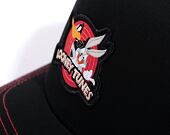 Kšiltovka Capslab Looney Tunes - Daffy and Bugs Bunny Trucker Black / Red