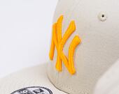 Kšiltovka New Era 9FIFTY MLB League Essential New York Yankees Stone / Papaya