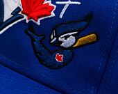 Kšiltovka Adam Wave New Era 59FIFTY MLB Authentic Performance Toronto Blue Jays Fitted Team Color