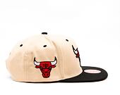 Kšiltovka Mitchell & Ness NBA Sail 2 Tone Snapback Chicago Bulls Off White