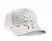 Kšiltovka New Era - MLB Essential 9FORTY Trucker - NY Yankees - Gray