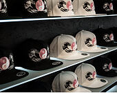 Kšiltovka Under Native Wavy Native Swish Snapback White