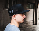 Kšiltovka New Era Emblem Trucker New York Yankees Black/Black 9FIFTY Snapback