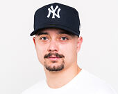 Kšiltovka New Era Authentic Perfomance New York Yankees 59FIFTY Team Color