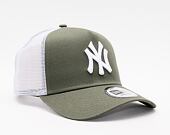 Kšiltovka New Era - MLB Essential 9FORTY Trucker - NY Yankees - New Olive / White