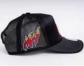 Kšiltovka Mitchell & Ness Logo Remix Trucker Snapback HWC Miami Heat Black