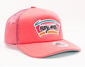 Kšiltovka Mitchell & Ness Keep On Truckin Trucker Hwc San Antonio Spurs Pink