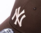 Kšiltovka New Era 9FORTY MLB League Essential New York Yankees Walnut / Stone