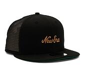 Kšiltovka New Era 9FIFTY Trucker Mesh New World Black