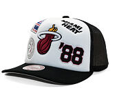 Kšiltovka Mitchell & Ness - Gridlock Trucker - Miami Heat - White