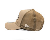 Kšiltovka New Era - Branded Oval Canvas Distress 9FORTY Trucker - Camel