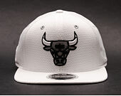 Kšiltovka New Era Reflective PCK Chicago Bulls White 9FIFTY Snapback