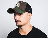 Kšiltovka New Era League Essential Trucker Atlanta Braves 9FORTY Woodland Camo/White Snapback