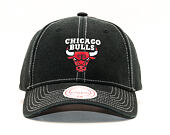 Kšiltovka Mitchell & Ness Chicago Bulls Contrast Cotton Black/Red Snapback