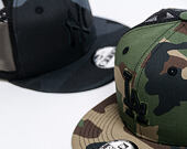 Kšiltovka New Era 9FIFTY Trucker New York Yankees Essential Marine Navy Camo/Black Snapback