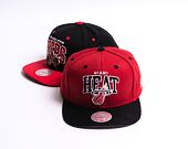 Kšiltovka Mitchell & Ness Team Arch 2 Tone Snapback Miami Heat Red / Black