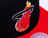 Kšiltovka Mitchell & Ness PATCH OVERLOAD SNAPBACK HWC MIAMI HEAT Black / Red